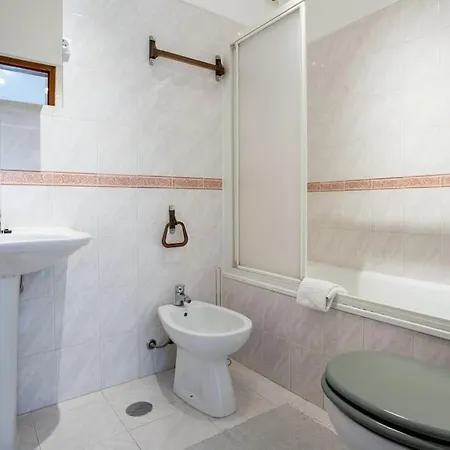 Blife Allya Private * Faro