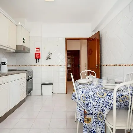 Blife Allya Private * Faro